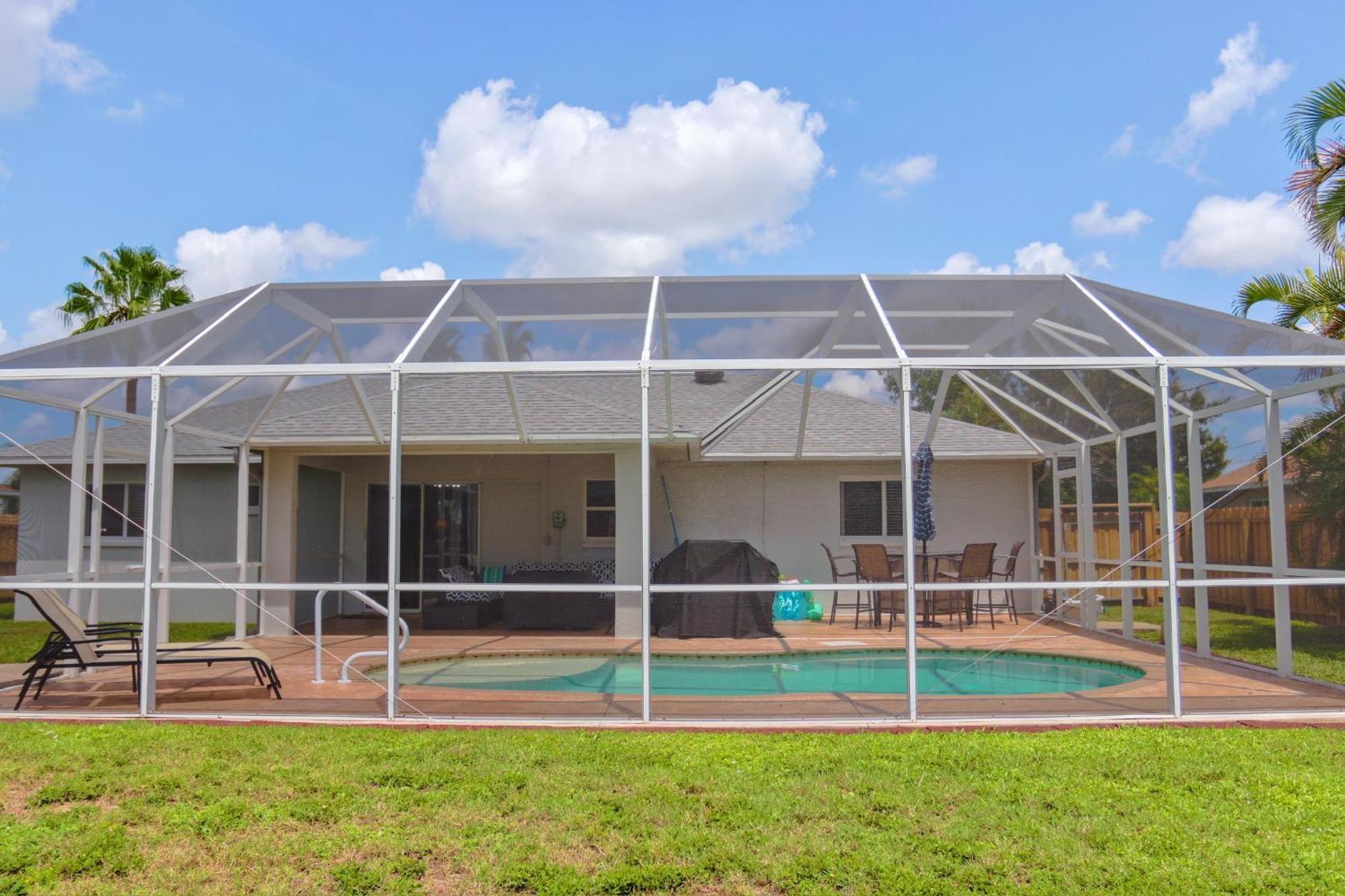 Beautiful Pool Home With Sleeping For 8 For Lovelypeople Cape Coral Exterior foto